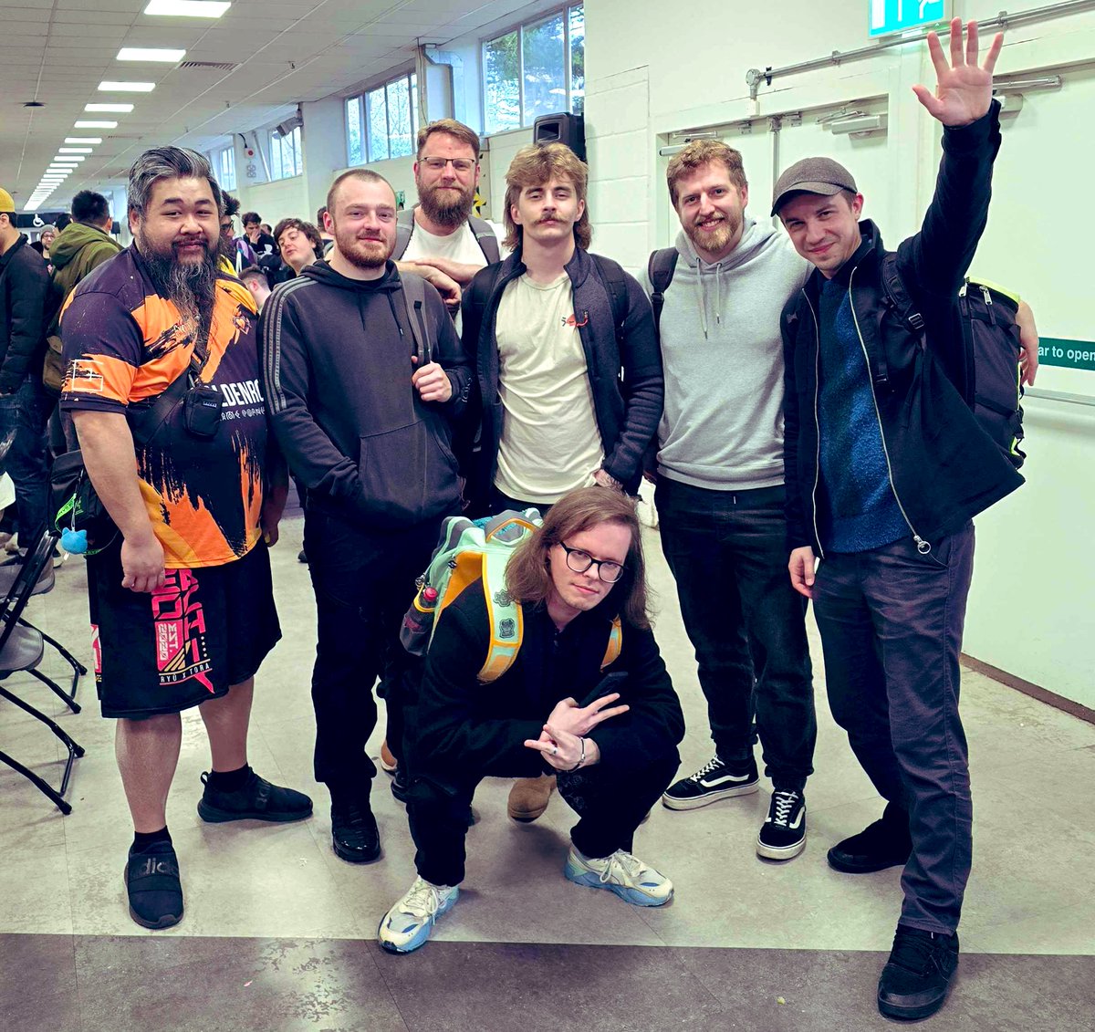 I started well, then shit happens, ended 4-5 for T256 to get a prize pack 🤣

Didn’t really prepare well for it, so I guess it is what it is. Happy to pull the CNY EX Resource.

Don’t love the game, love the community. Pic with the Kent lads, happy to see Alex make cut. 

❤️‍🔥