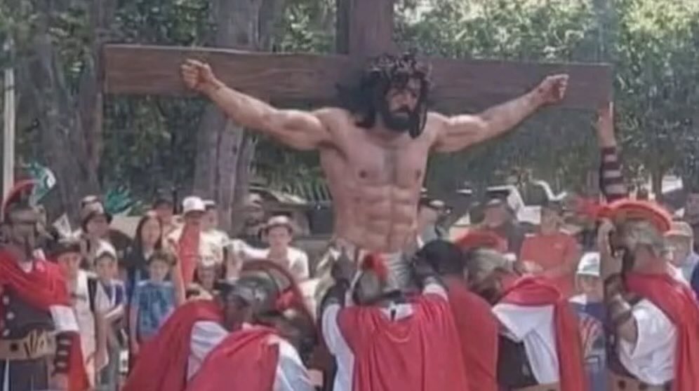 Memevers tweet media