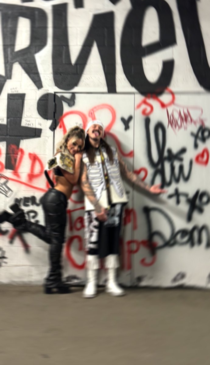 LIV Morgan tweet media