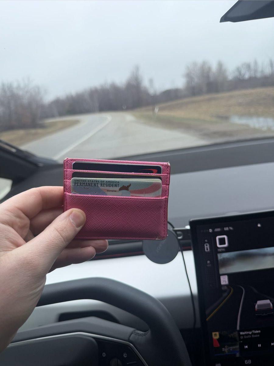 The Cybertruck Guy tweet media