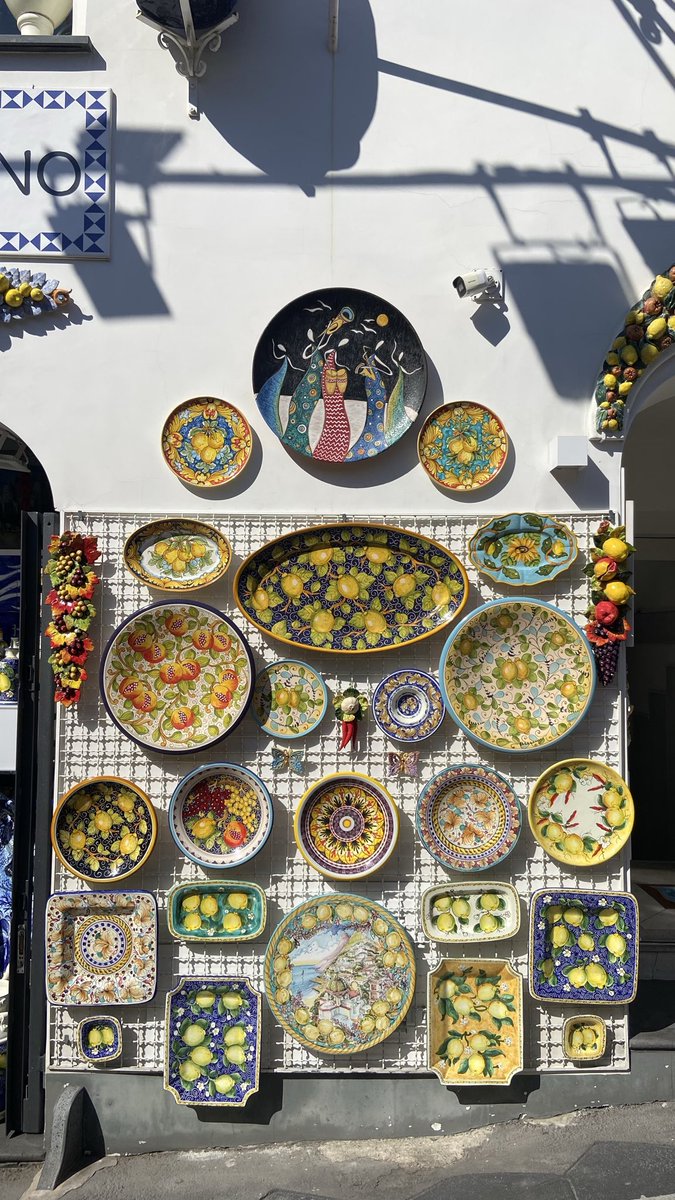 gabriela tweet media