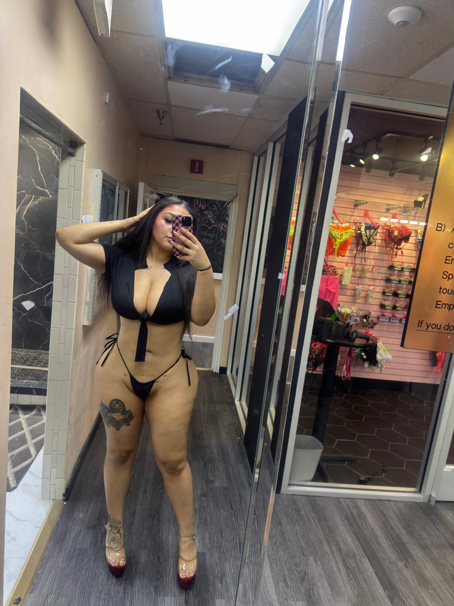 Justcellinee tweet media