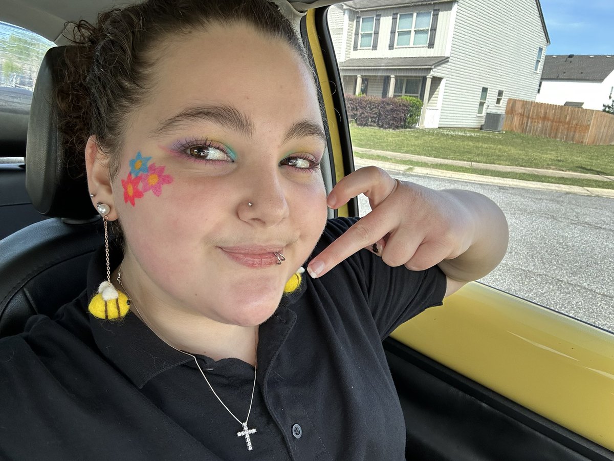 Oliver ˙𐃷˙ tweet media