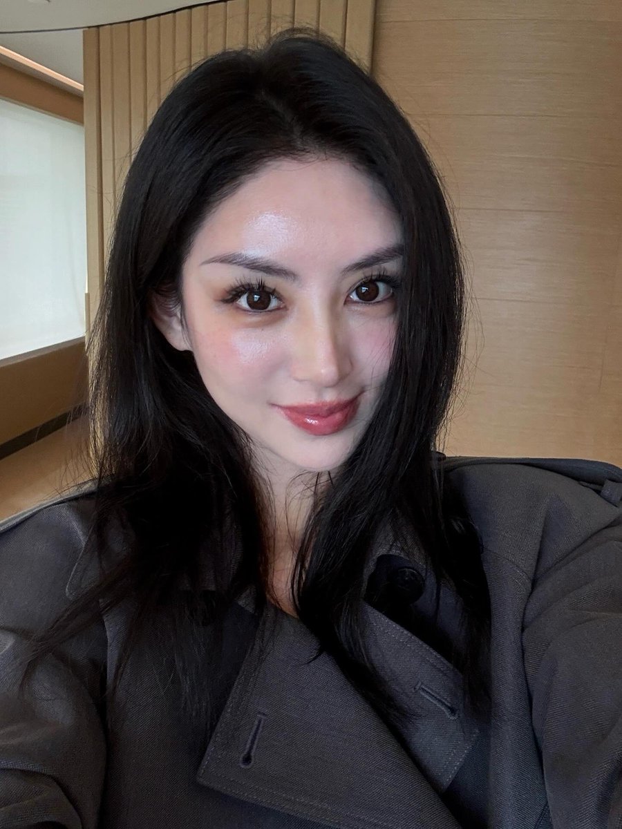 3227367973Cui's tweet photo. 接投稿 喜欢盯射的有福了 31岁反差极品少妇  己婚在外面和别的男人玩的骚逼
#爆光 #合照 #烧逼 #反差 #母狗 #绿帽 #NTR #骚货 #羞辱 #文爱 #分享 #射屏 #调教 #人妻 #淫妻  #极品 #绿奴 #女绿 #多人 #自毁 #盯射 https://t.co/iLp1dmG5vl