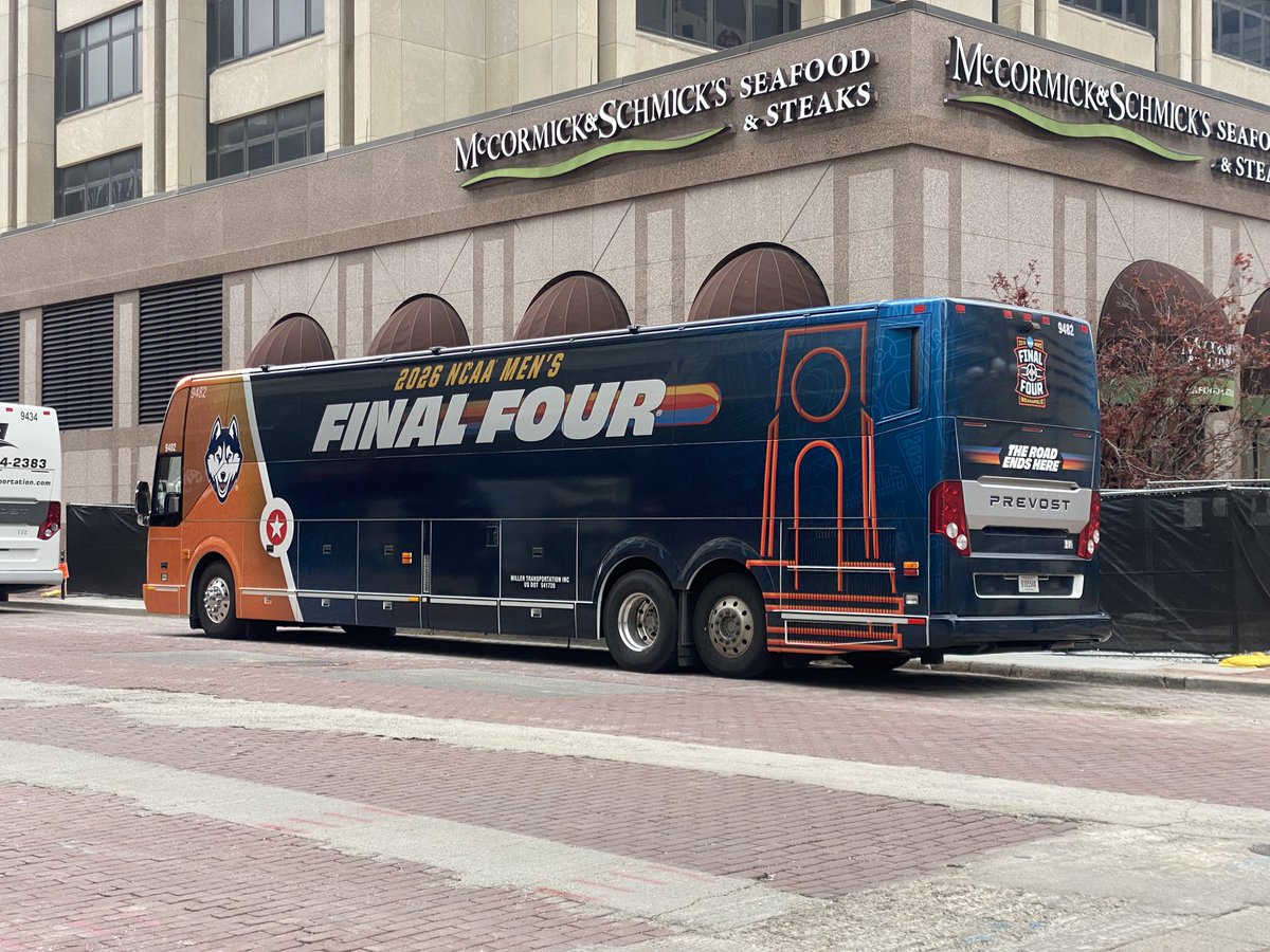 Bezu Halliwell tweet media