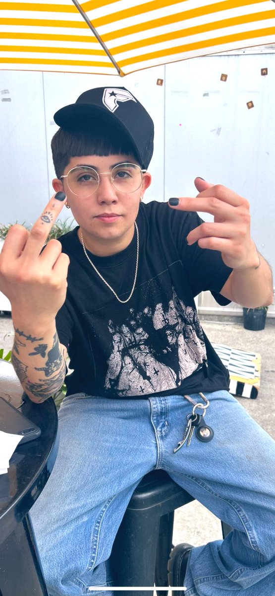 🍇👿 tweet media