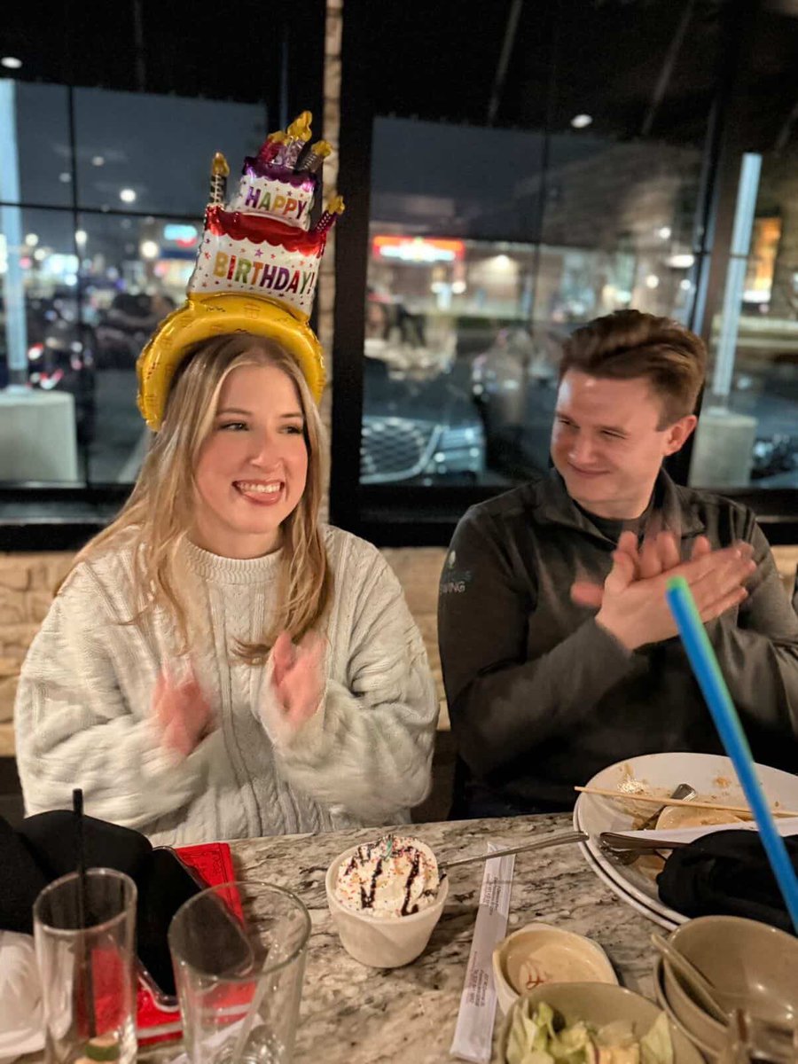 emily✨ tweet media