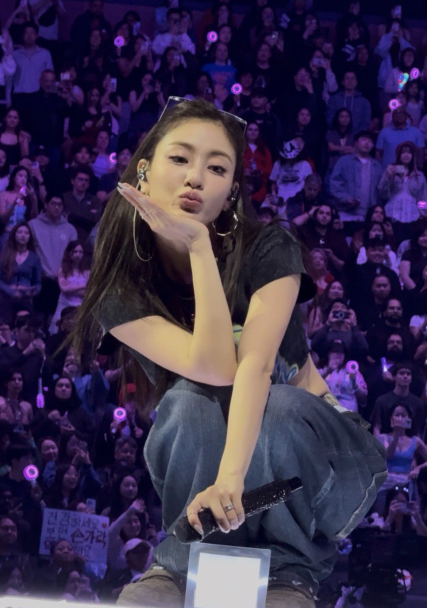 emma 🍲 tweet media