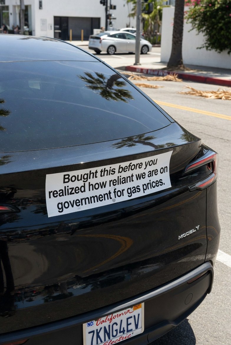 515rippinum's tweet photo. Whose else is watching their car values go up? https://t.co/qiuzxBEiGU