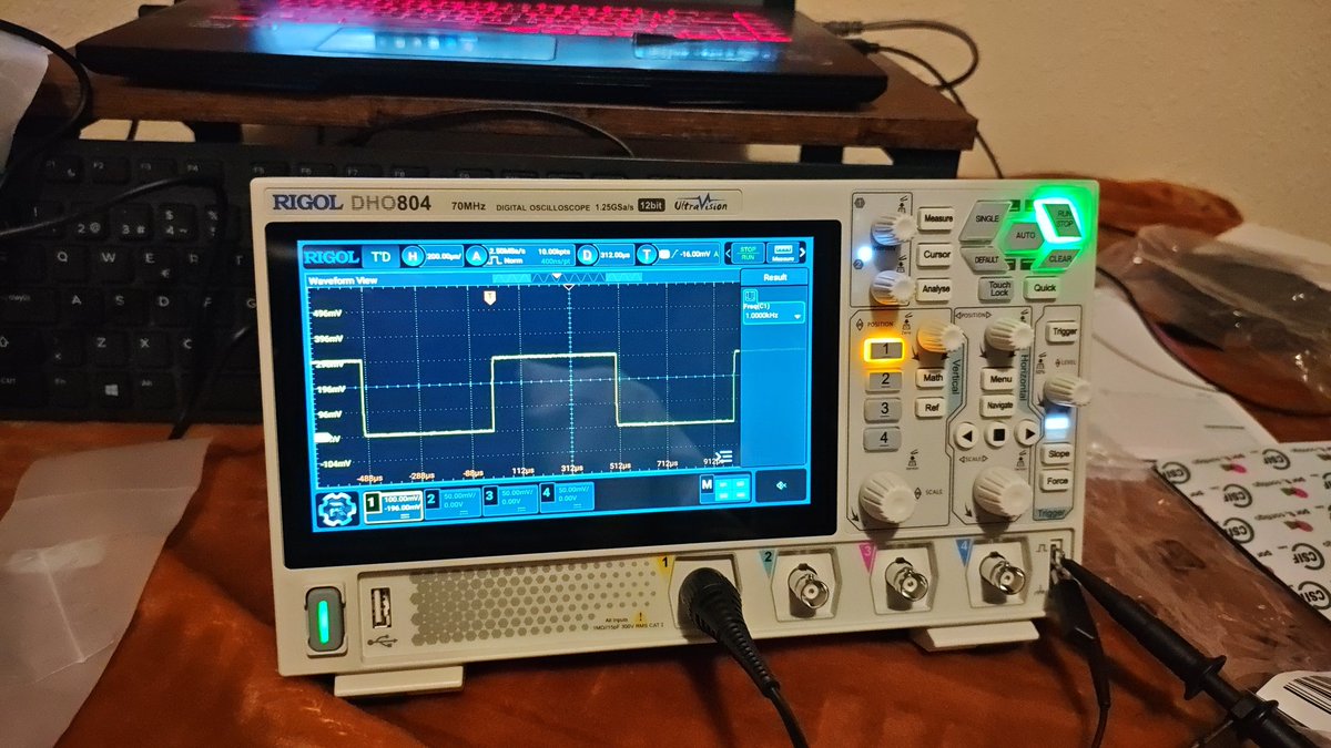 Marlex66's tweet photo. Uno de estos compré en navidad. Un Rigol DHO 804. Es un aparato excelente. Deseando echarle más rato en verano. https://t.co/P6M5uJKXAD