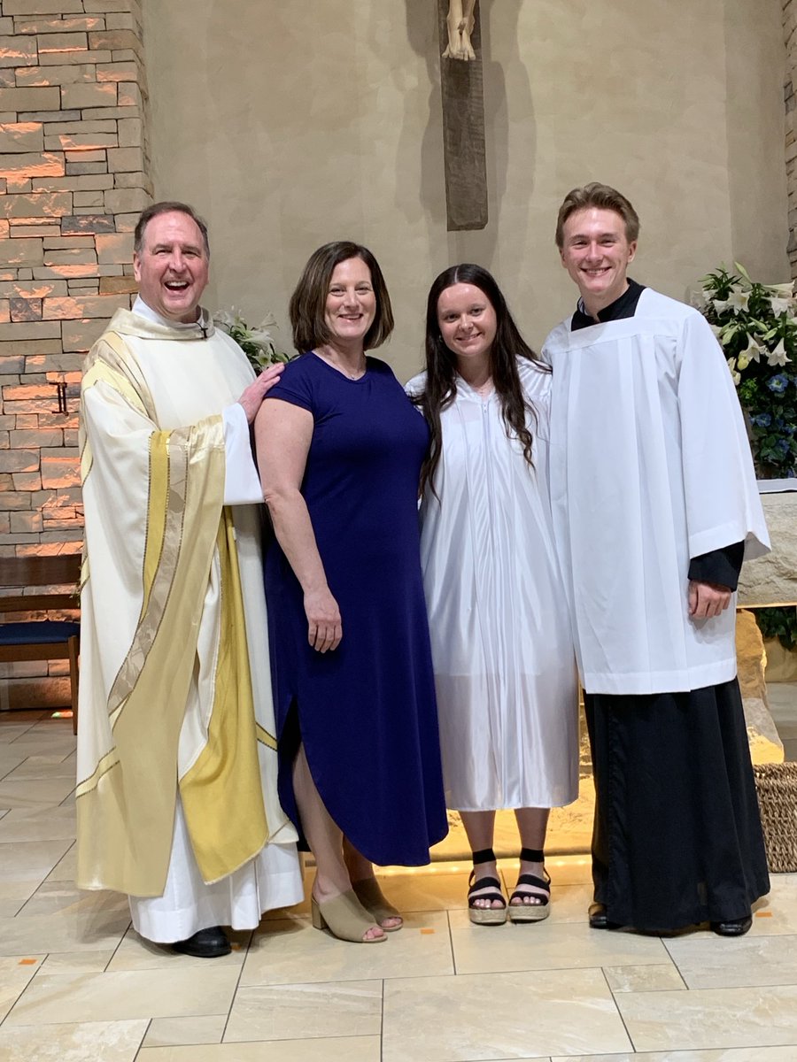 Holy Name Softball tweet media