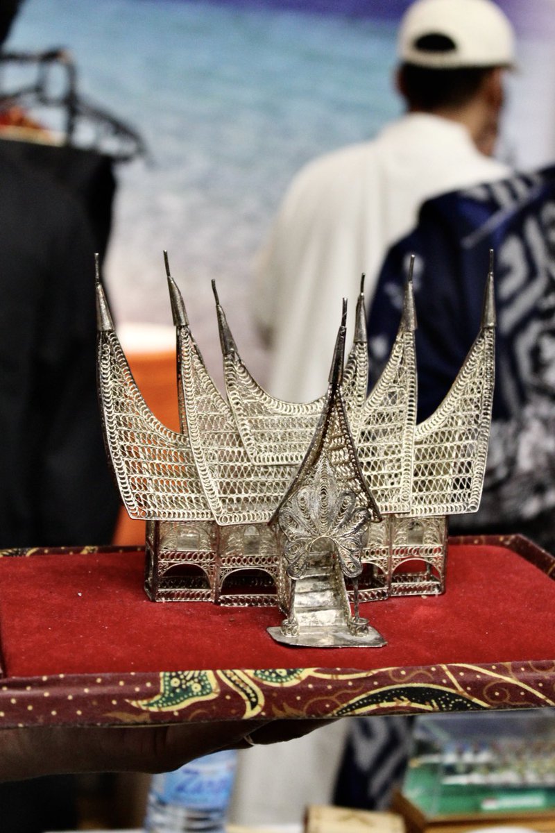 Maram_ph7's tweet photo. #مهرجان_الثقافات_والشعوب14 https://t.co/bA00qP93yn