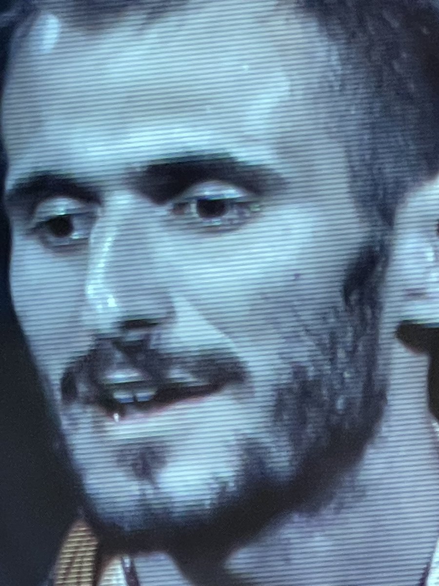 manolis varnas tweet media