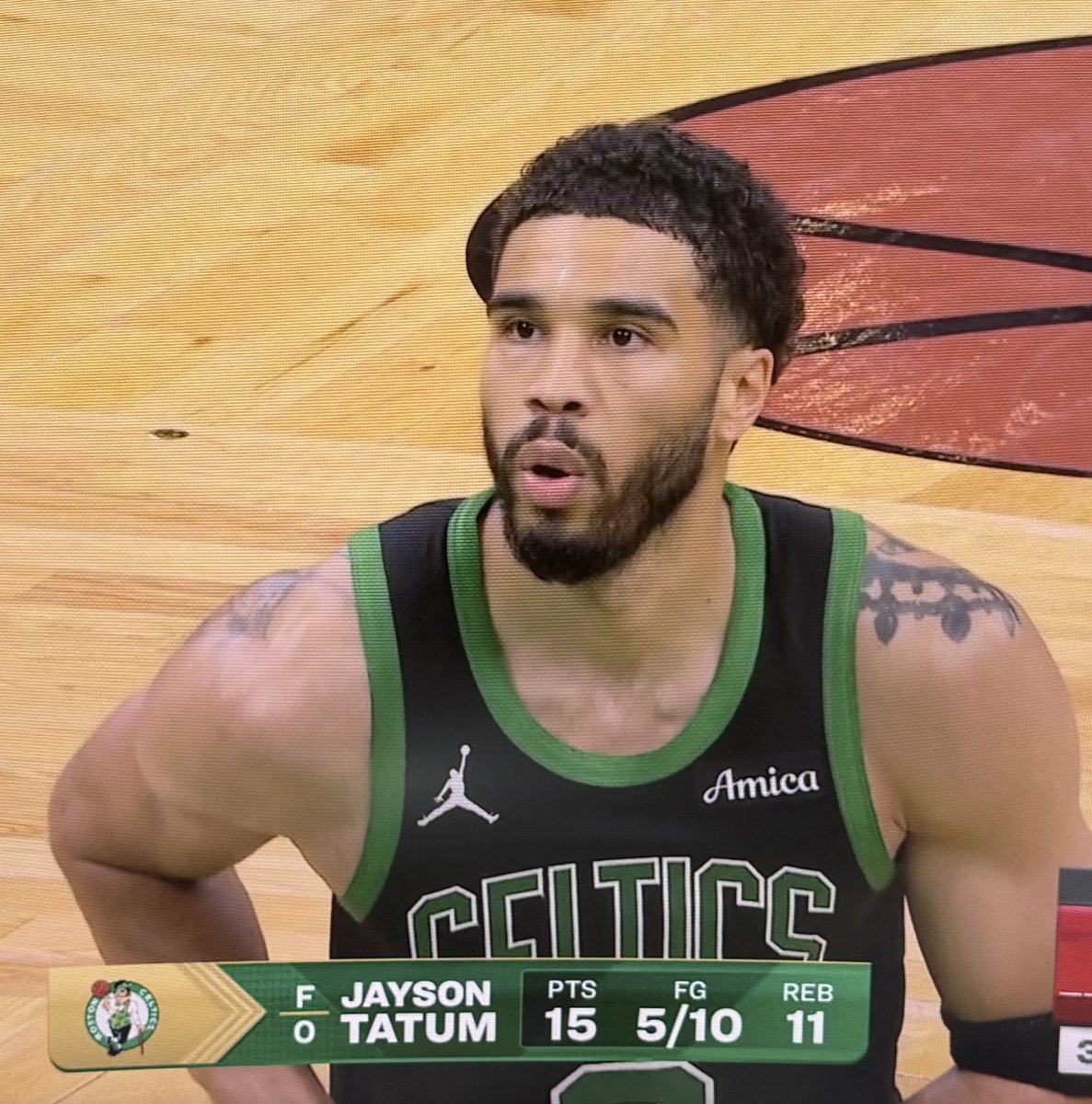 Riley ❄️ tweet media