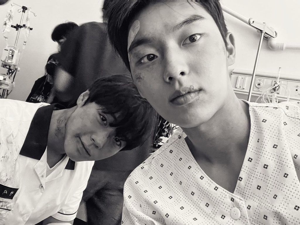 hourly shse tweet media