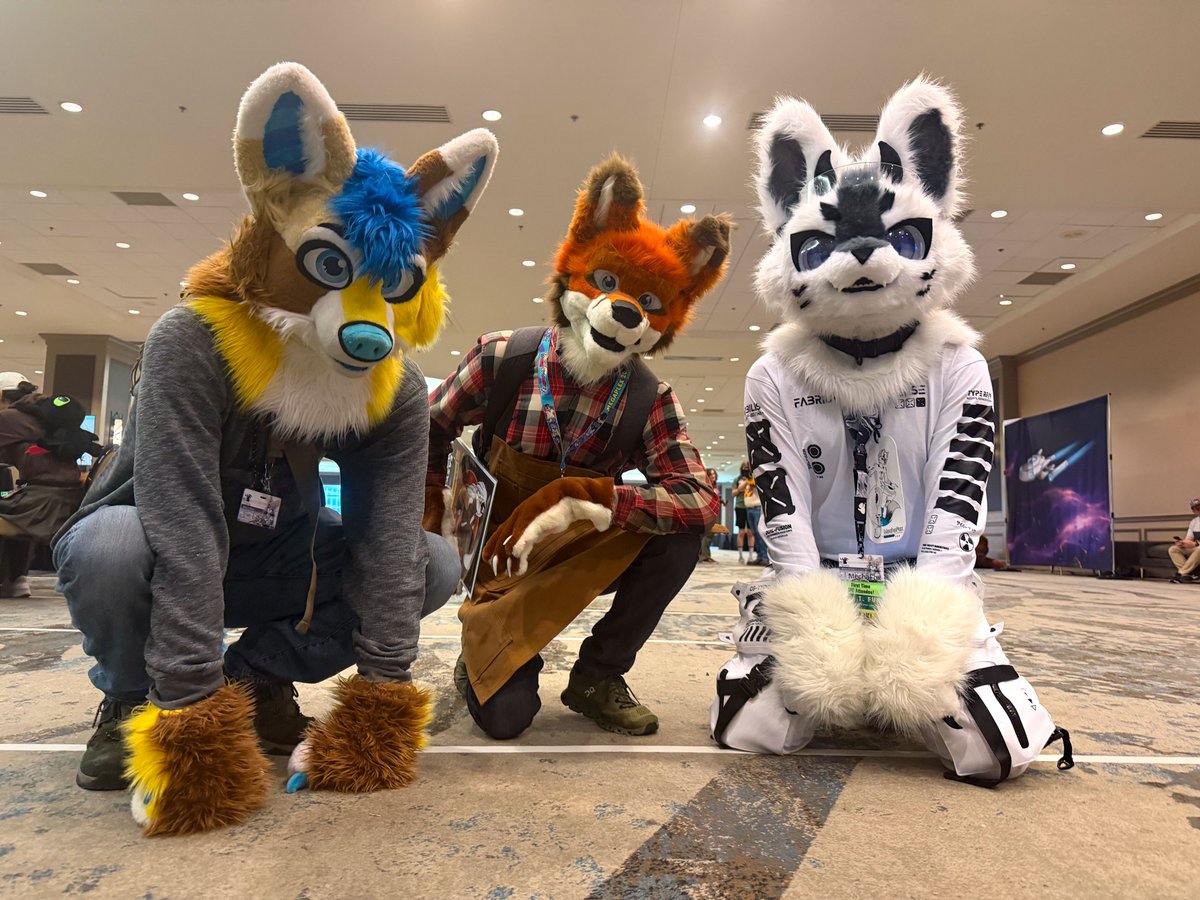 MechaF0x tweet media