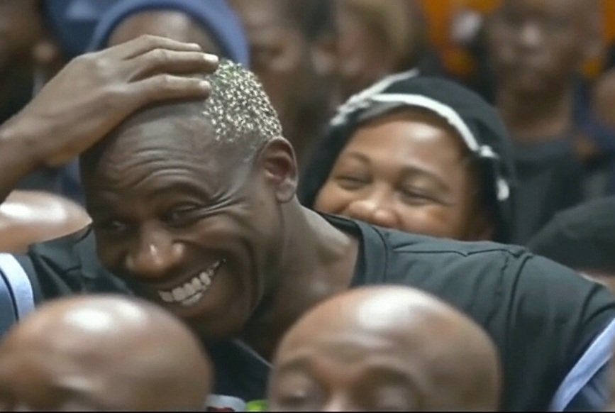 Sir Gabos tweet media