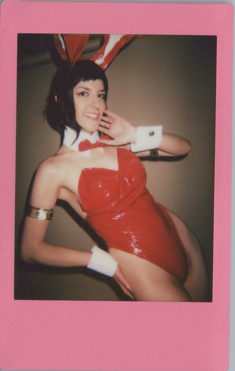 kinkykawaiihime's tweet photo. Happy Easter 🐰🐇
#bunnysuit #adawongcosplay #bunnygirl #usamimi https://t.co/vH71siBOJf