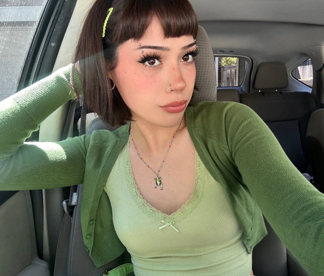 annalise tweet media