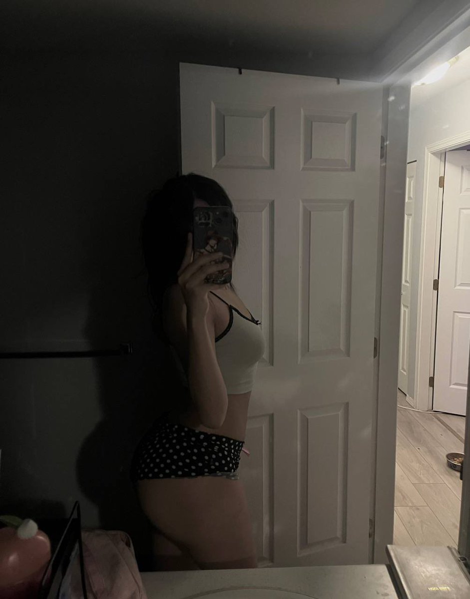 Emma 🤍 tweet media