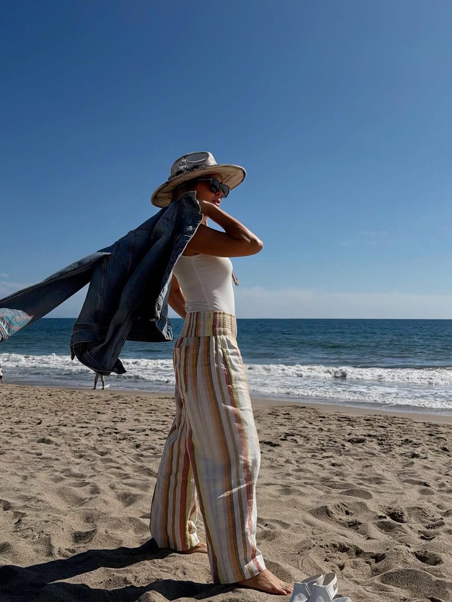 officialfey's tweet photo. Thank You LA!!! #SundayMood ☀️😎 https://t.co/oyKfaXR5eJ