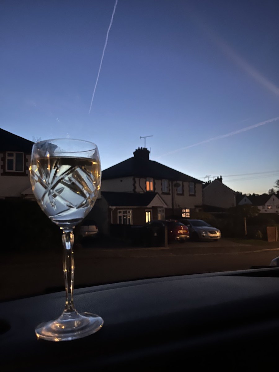 Peter Pan tweet media