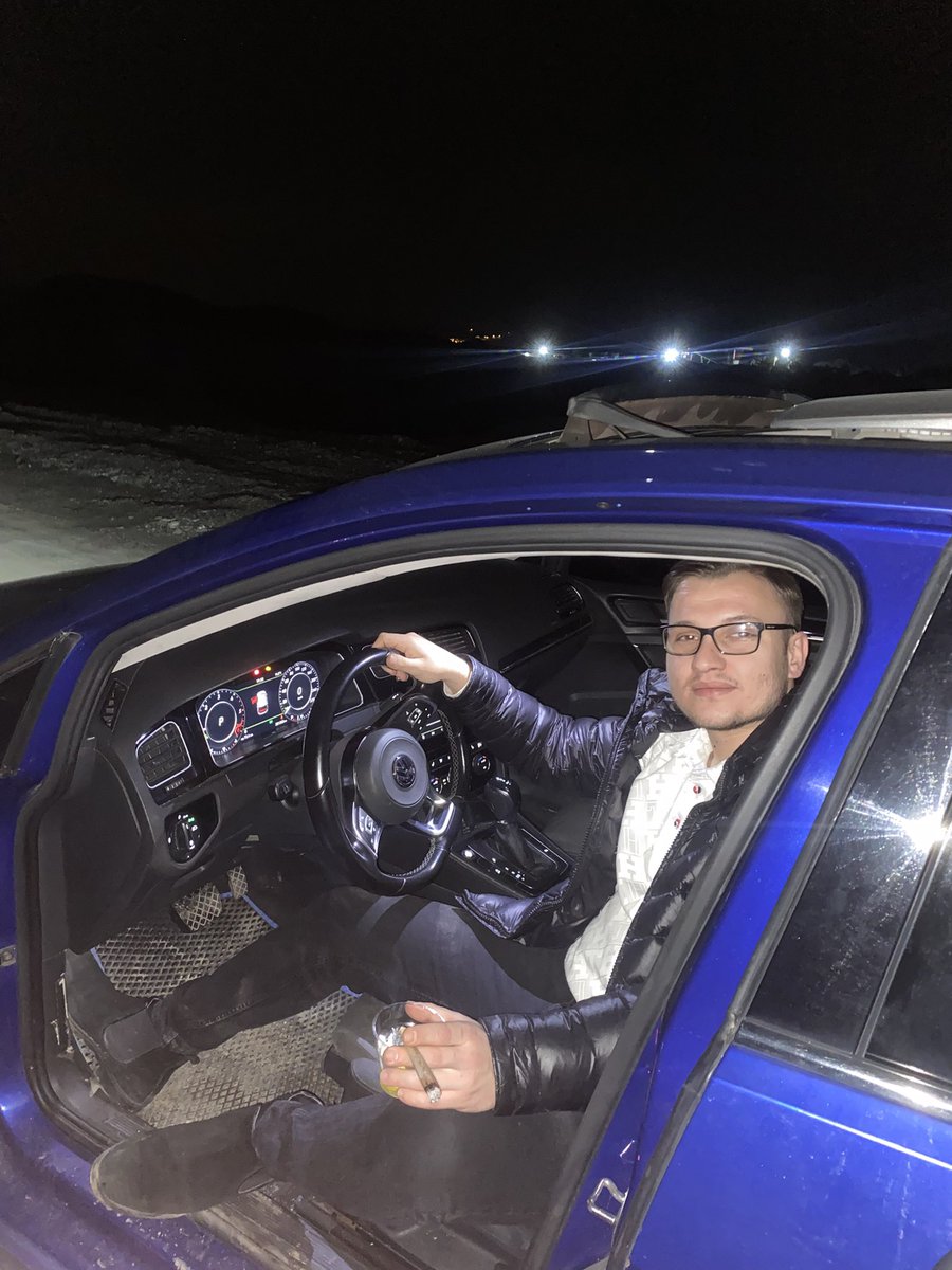 enderceylan1's tweet photo. 1 aylık Batman serüveni güzel geçiyor. Bu şehire gelince çıkamıyorsunuz https://t.co/hrBKflk34I