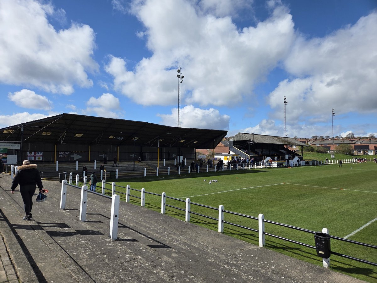 Spudlaw1990's tweet photo. 80th game of the 25/26 season and a trip to watch @crooktown_afc vs @Official_SAFC 

A entertaining game at proper old school ground that finished 2-1 to the away side

Ground 166

#groundhopping #nonleaguefans #nonleaguefootball https://t.co/VZijpnQ1J3