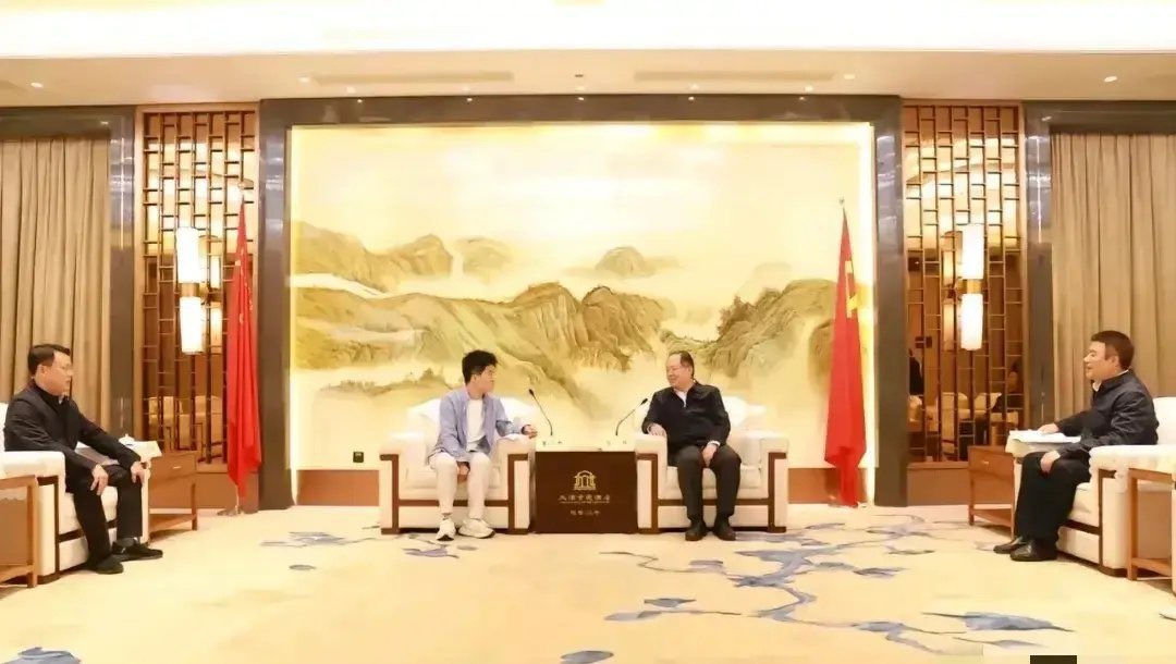 Adam 🇬🇧🇺🇦 tweet media