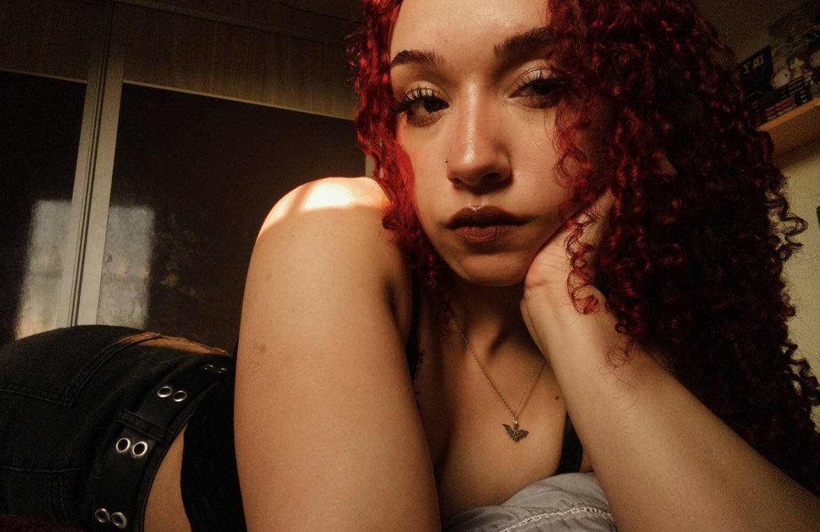 tori 🕷️ tweet media