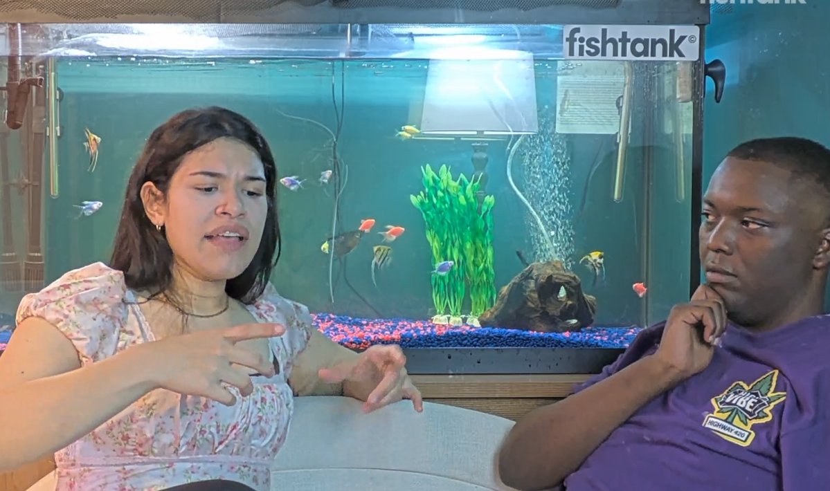 AlexOkalFT's tweet image. Has she dropped a hard R since he has been here? 
Tay 2.0.
#Larp 
#fishtanklive