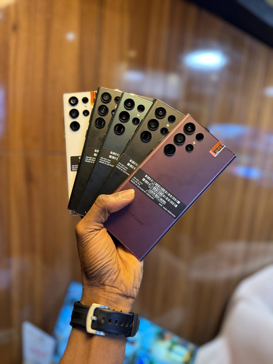 Skylark's Place Gadgets 💉📱 tweet media