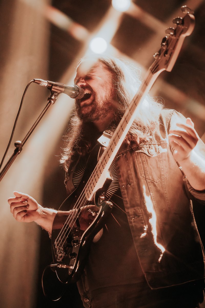 CorpArtes's tweet photo. 💡“Es muy fácil entender la razón de su fulgurante carrera cuando uno lo ve en vivo”. (Jorge Drexler).

¡Nano Stern en concierto!

🗓️22 de mayo 20H
📍Rosario Norte 660, Las Condes.
🎟️Tickets: https://t.co/ubgGxQpuoq
⭐️Descuentos: Estudiantes, 3a edad y convenios.

@nanostern https://t.co/3NFpYZ0DdV