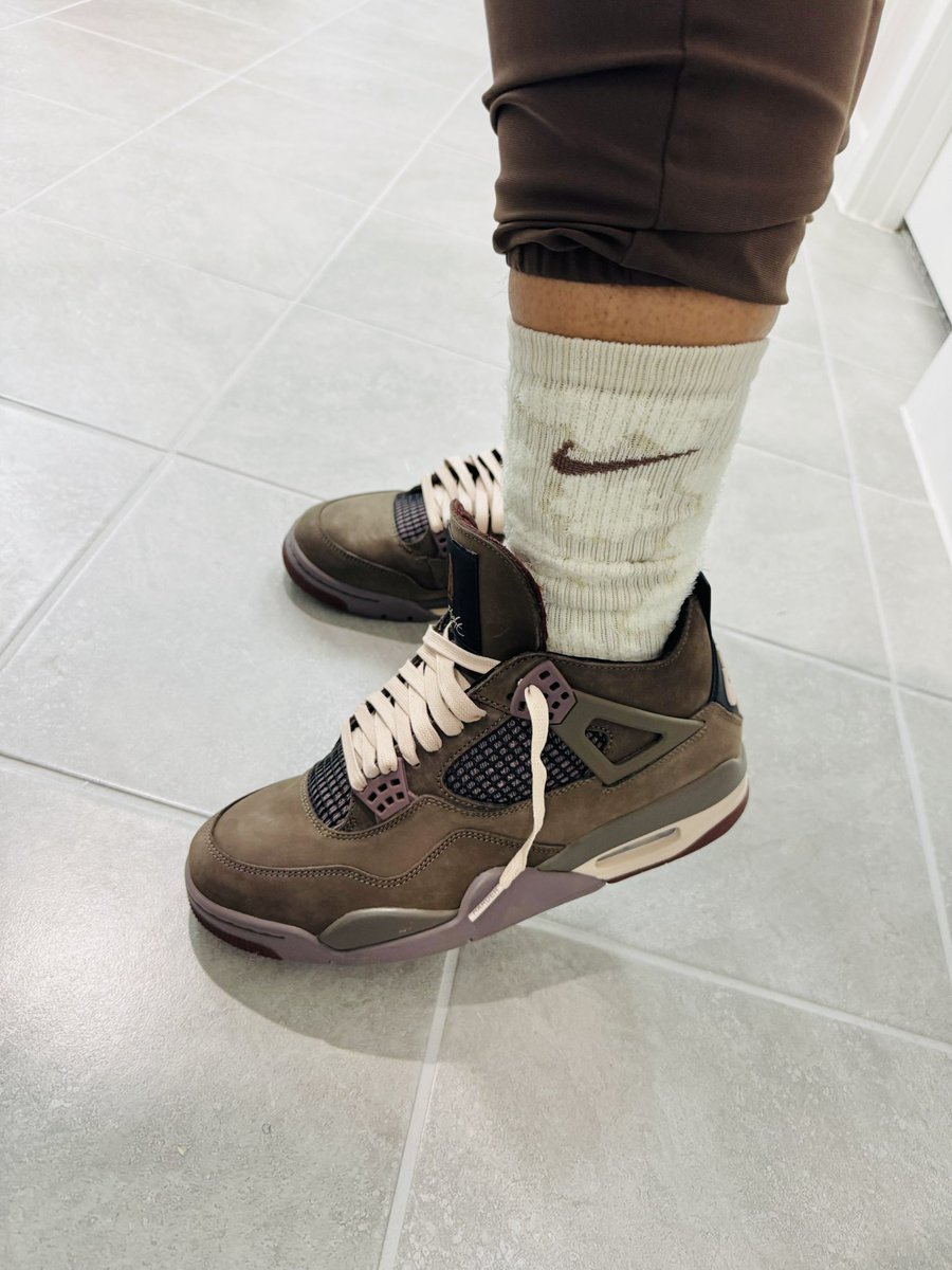 Queenstl1 tweet media