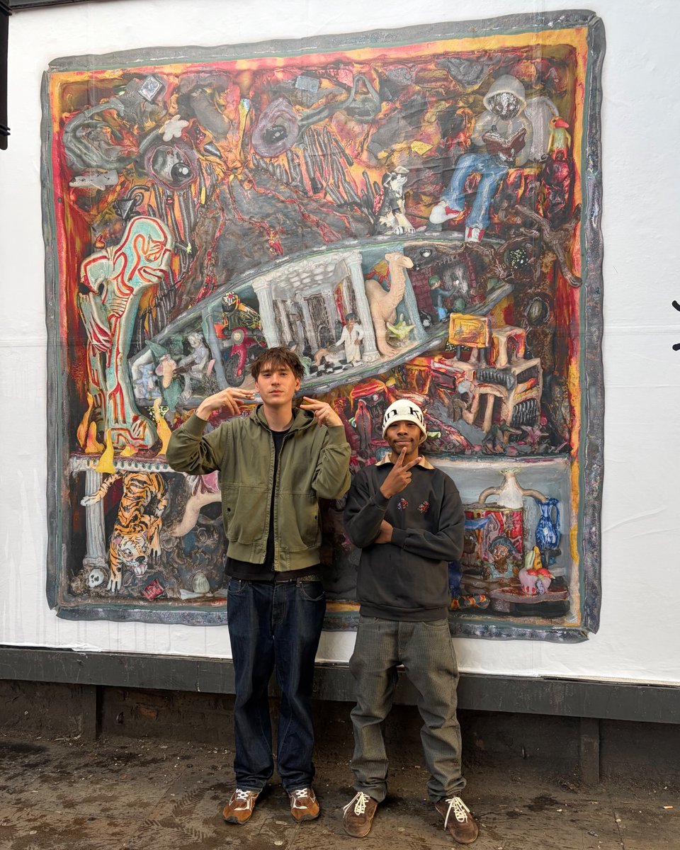 harrrrisonnnn's tweet image. #pompeii #utility #london w my #bottegabro @evilgiane