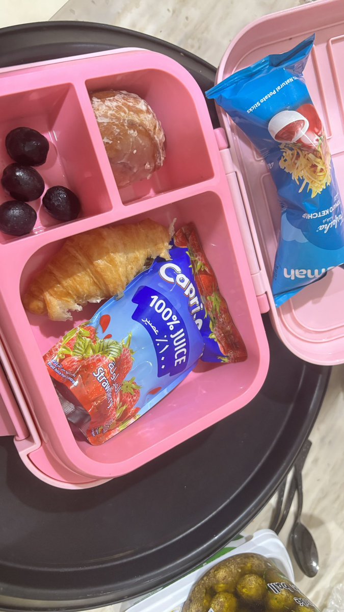 No one’s diary tweet media