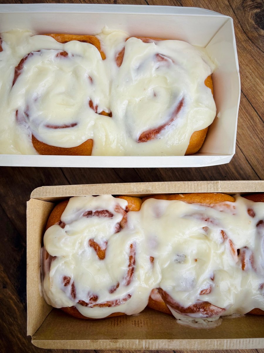 TxFrenchBread's tweet photo. Cream cheese frosted pull apart cinnamon rolls, you know, the ooey gooey kind. https://t.co/nT8gPOOW6z