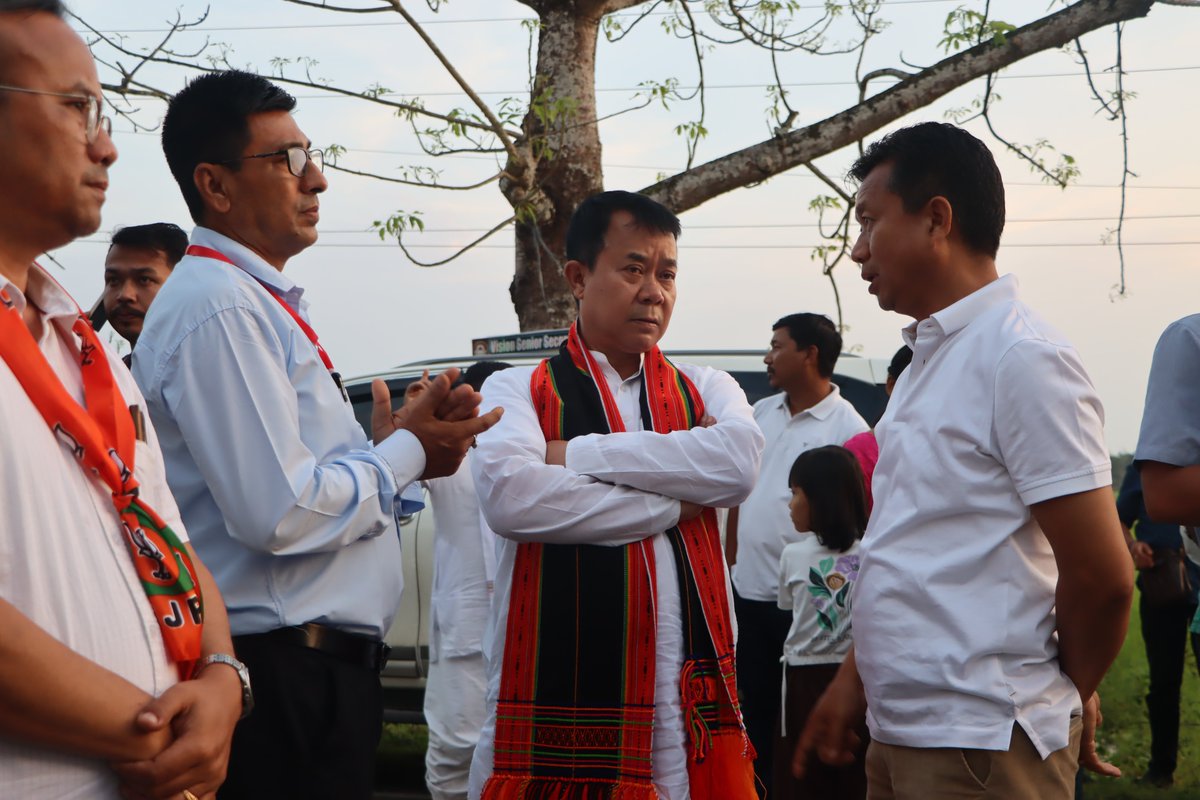 T. Robindro Singh tweet media