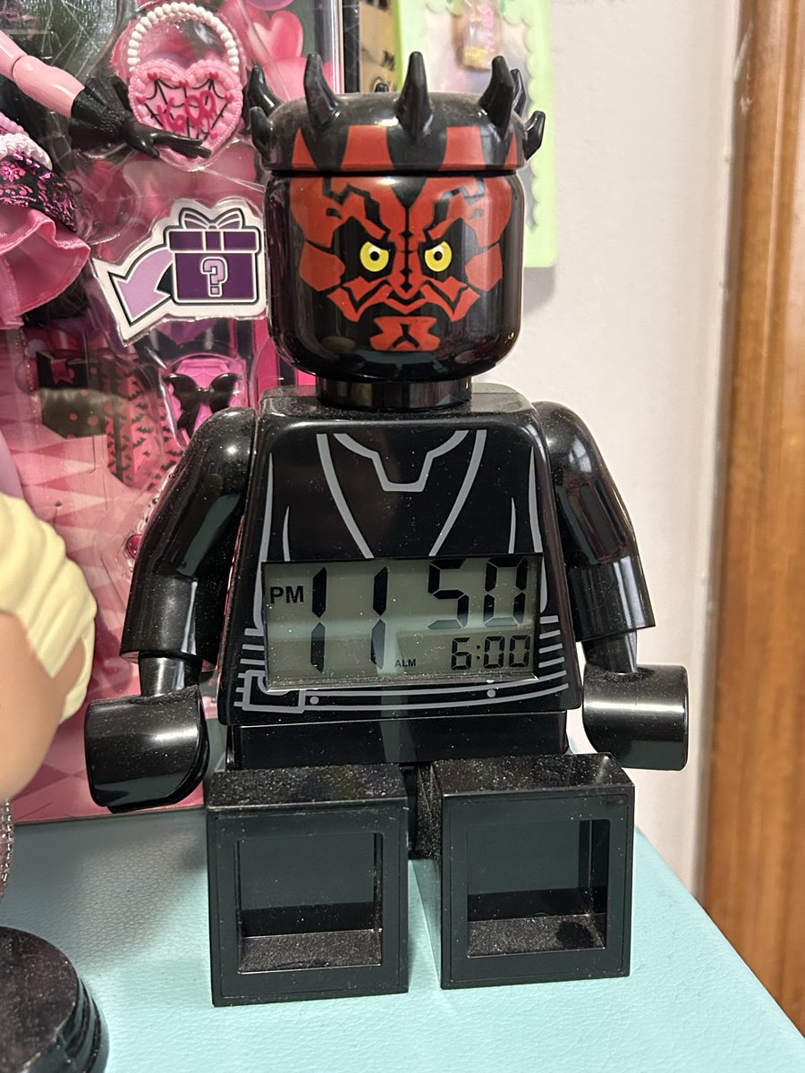 victoria🧚🏼‍♀️maul shadow lord era🖤 tweet media