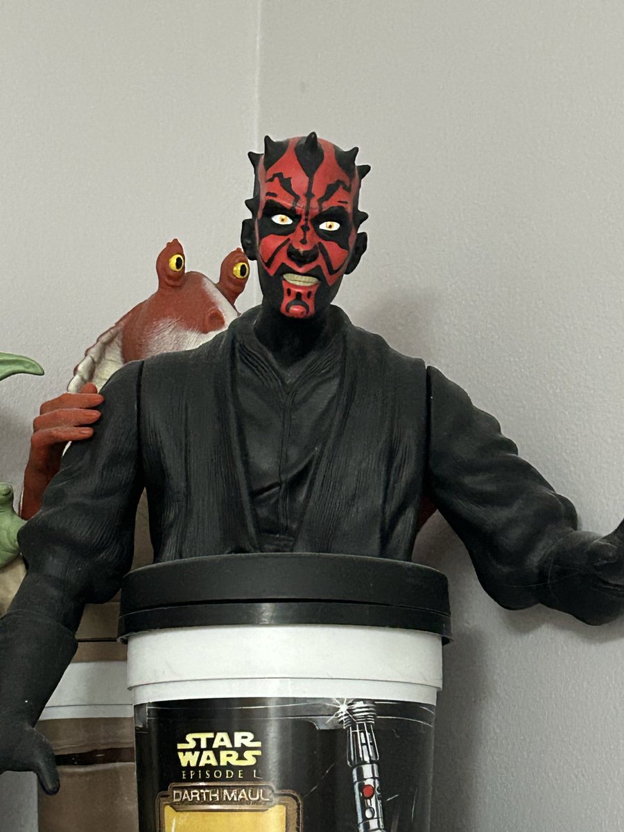 victoria🧚🏼‍♀️maul shadow lord era🖤 tweet media