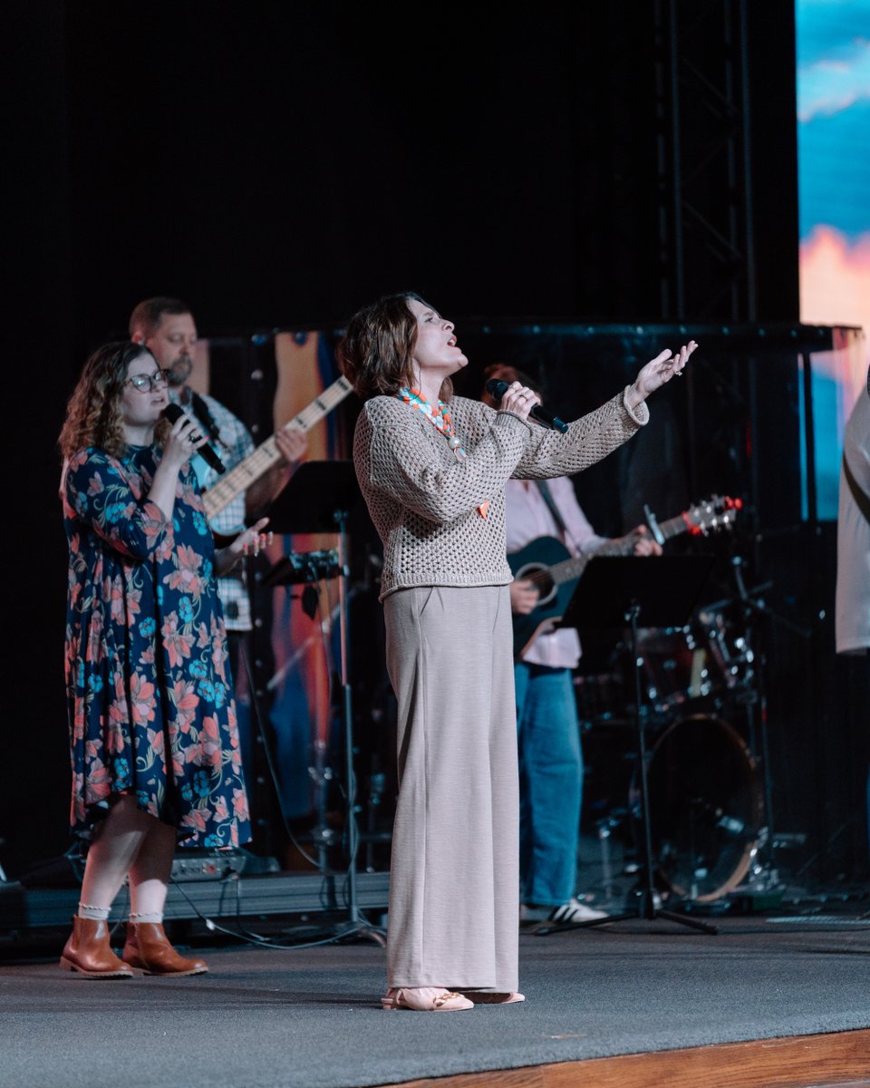 High Praises Church tweet media