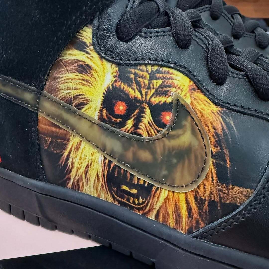 SneakerAlert tweet media