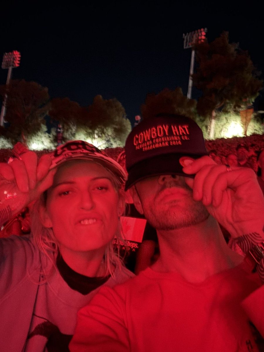 i love their friendship so much 😭