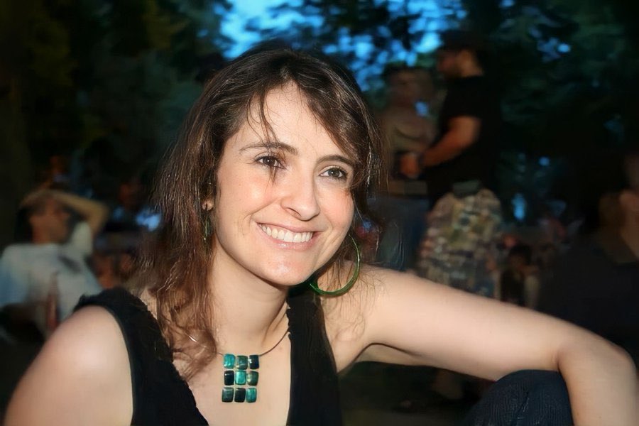 Tuit por Contrato tweet media