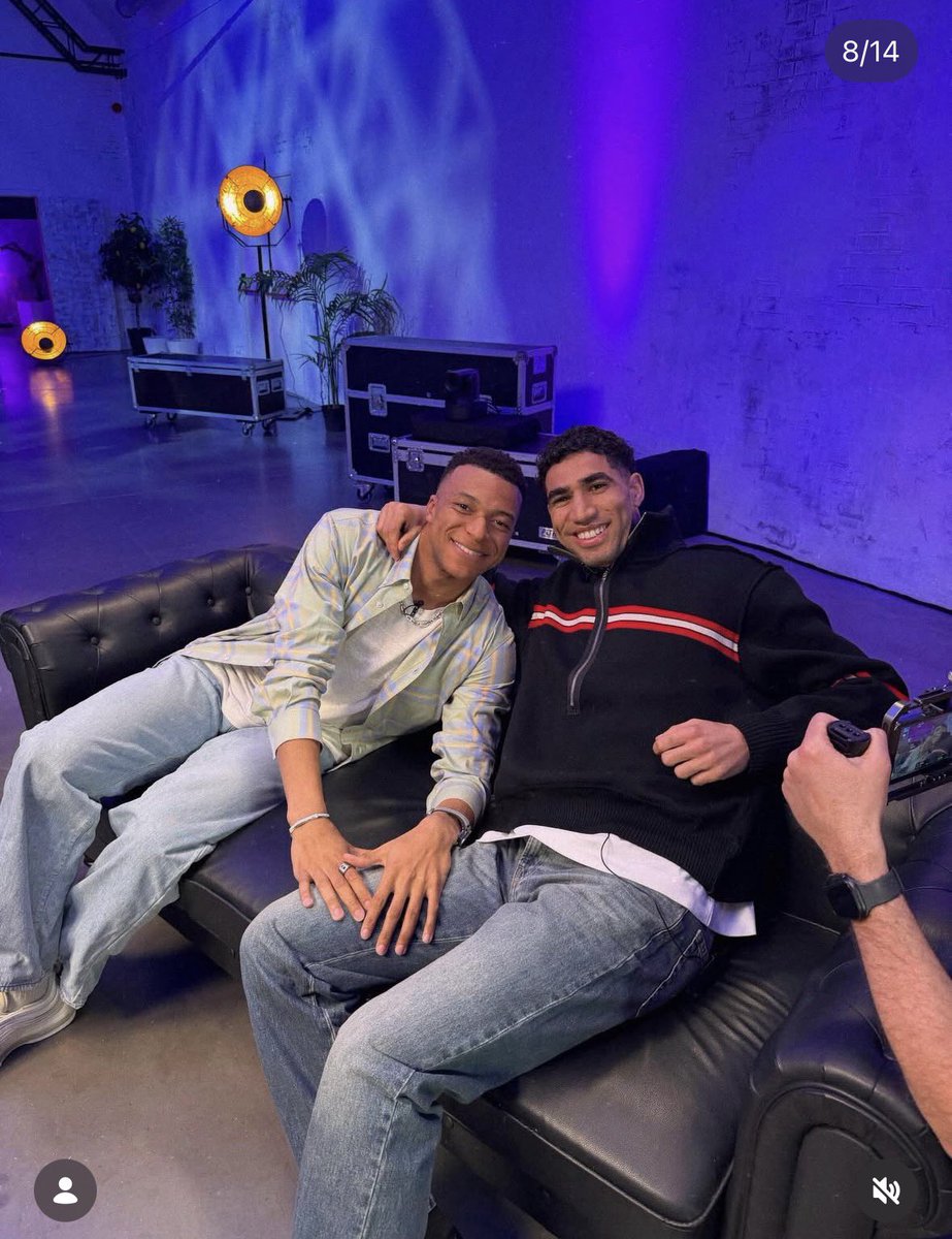 BMS | smoky 🌹★★ tweet media