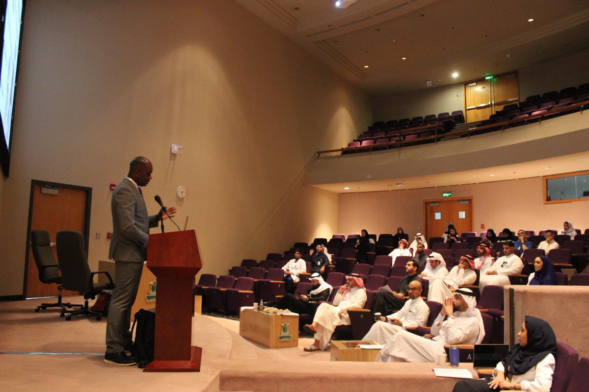 نادي الأنف والأذن والحنجرة tweet media