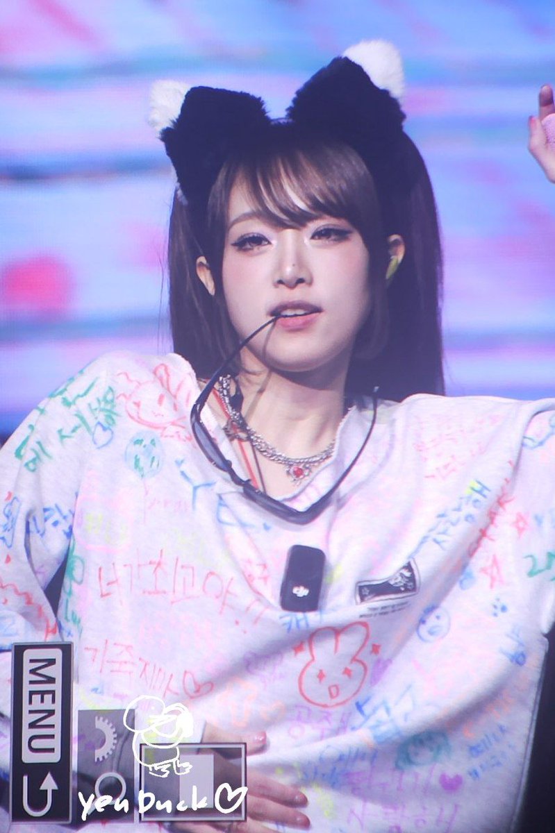 yen Duck💛 tweet media