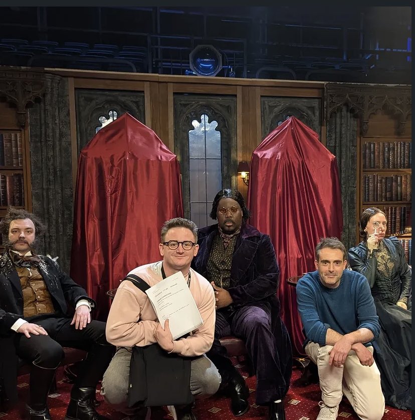 snluk updates tweet media