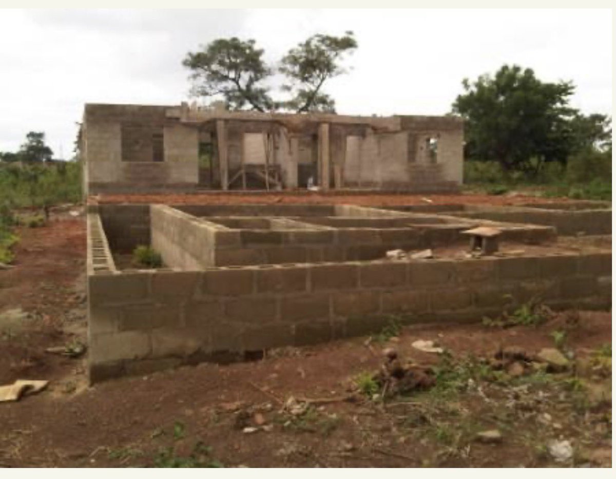 Sir J (J9) tweet media