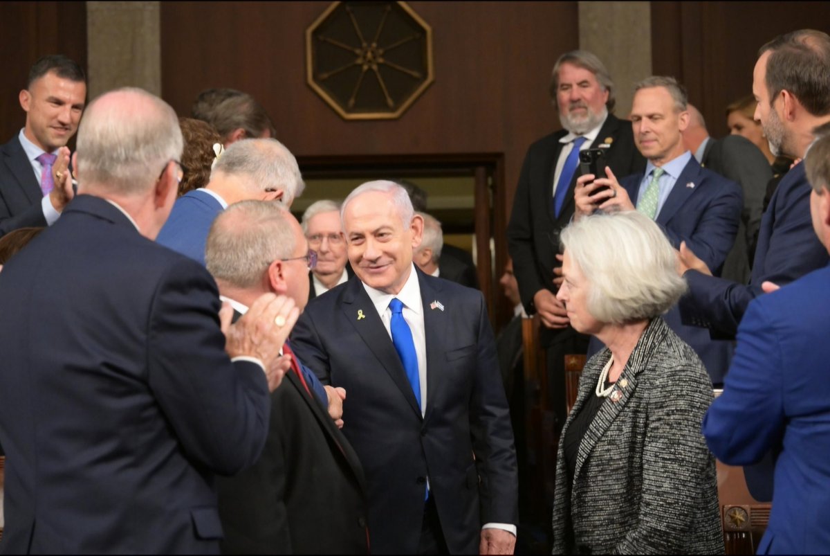 Edith Sevil tweet media